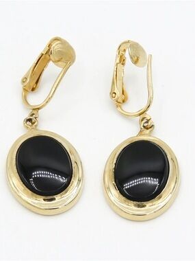 Vintage Sarah Coventry Jet Elegance Clip On Earrings